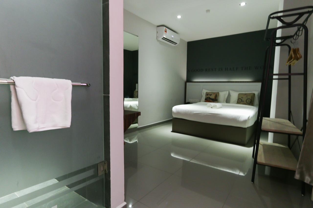 שאה אלאם Hotel 99 Kota Kemuning מראה חיצוני תמונה