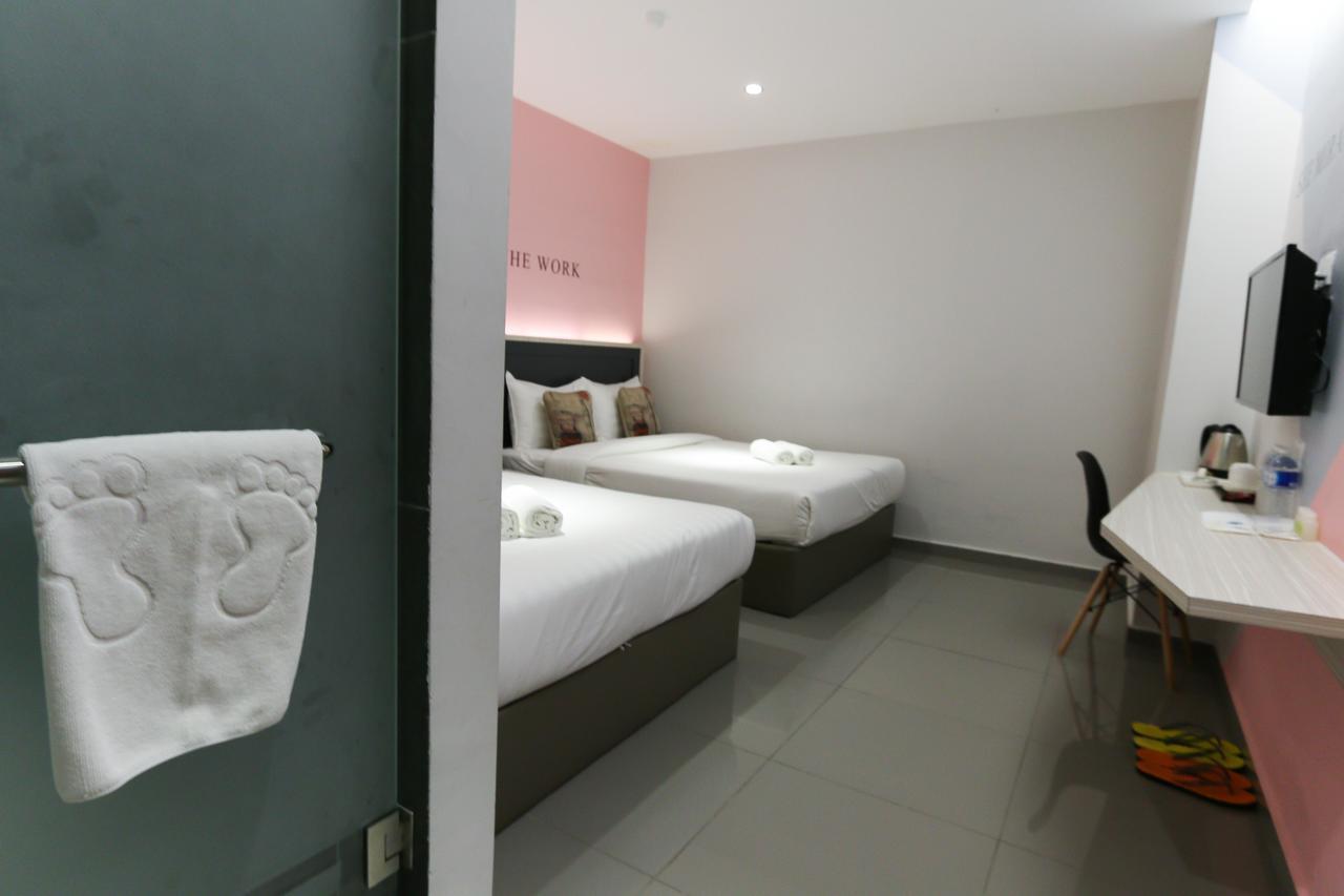 שאה אלאם Hotel 99 Kota Kemuning מראה חיצוני תמונה