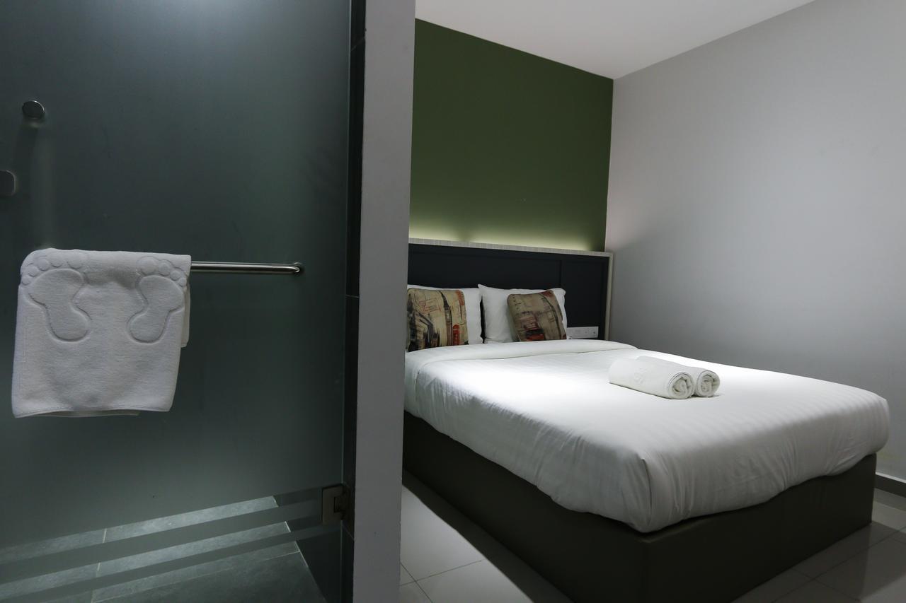 שאה אלאם Hotel 99 Kota Kemuning מראה חיצוני תמונה