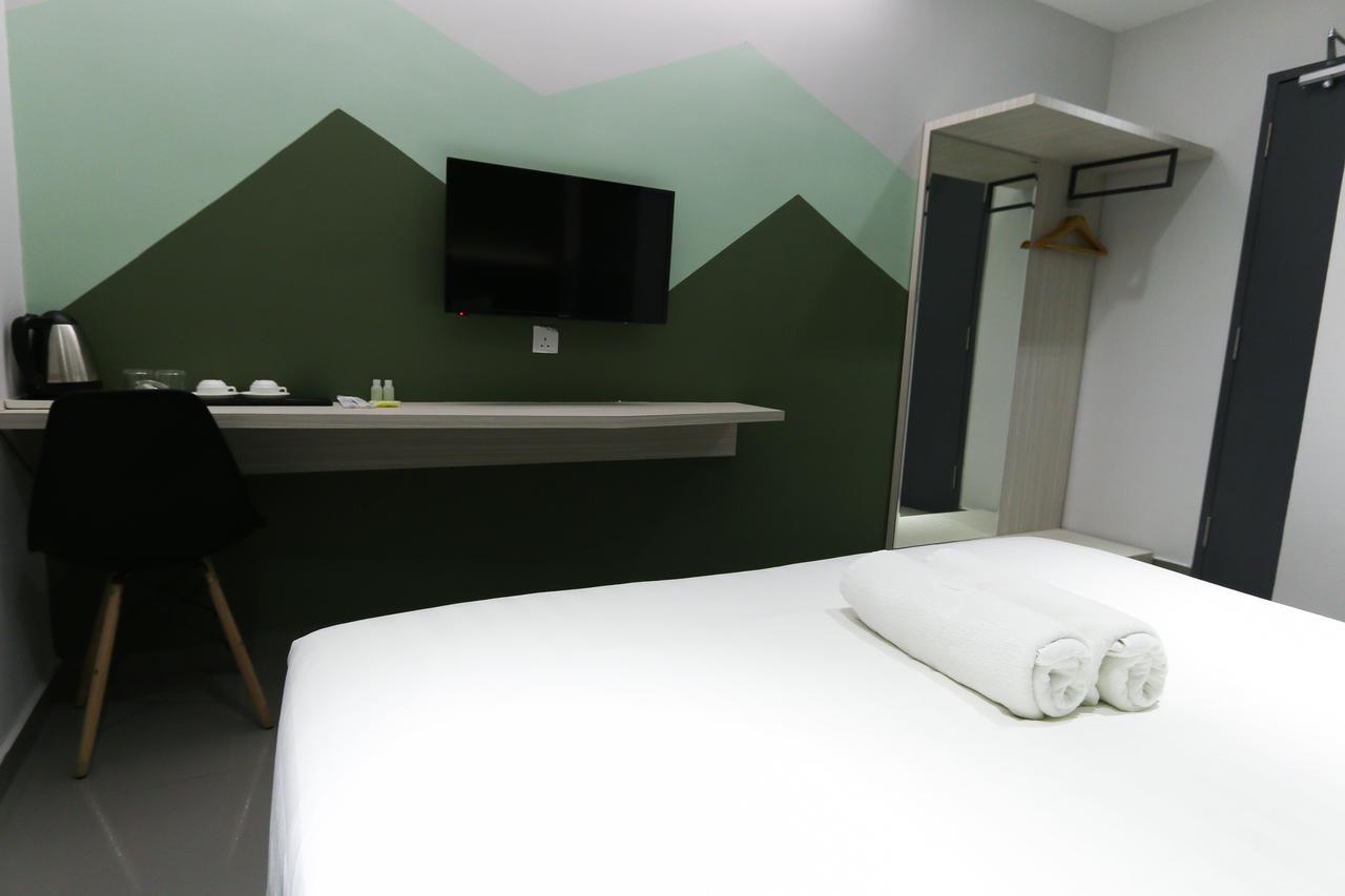 שאה אלאם Hotel 99 Kota Kemuning מראה חיצוני תמונה