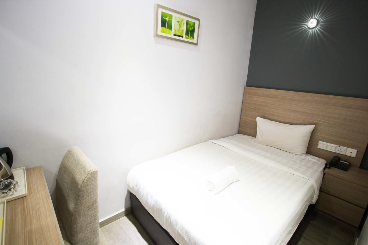 שאה אלאם Hotel 99 Kota Kemuning מראה חיצוני תמונה